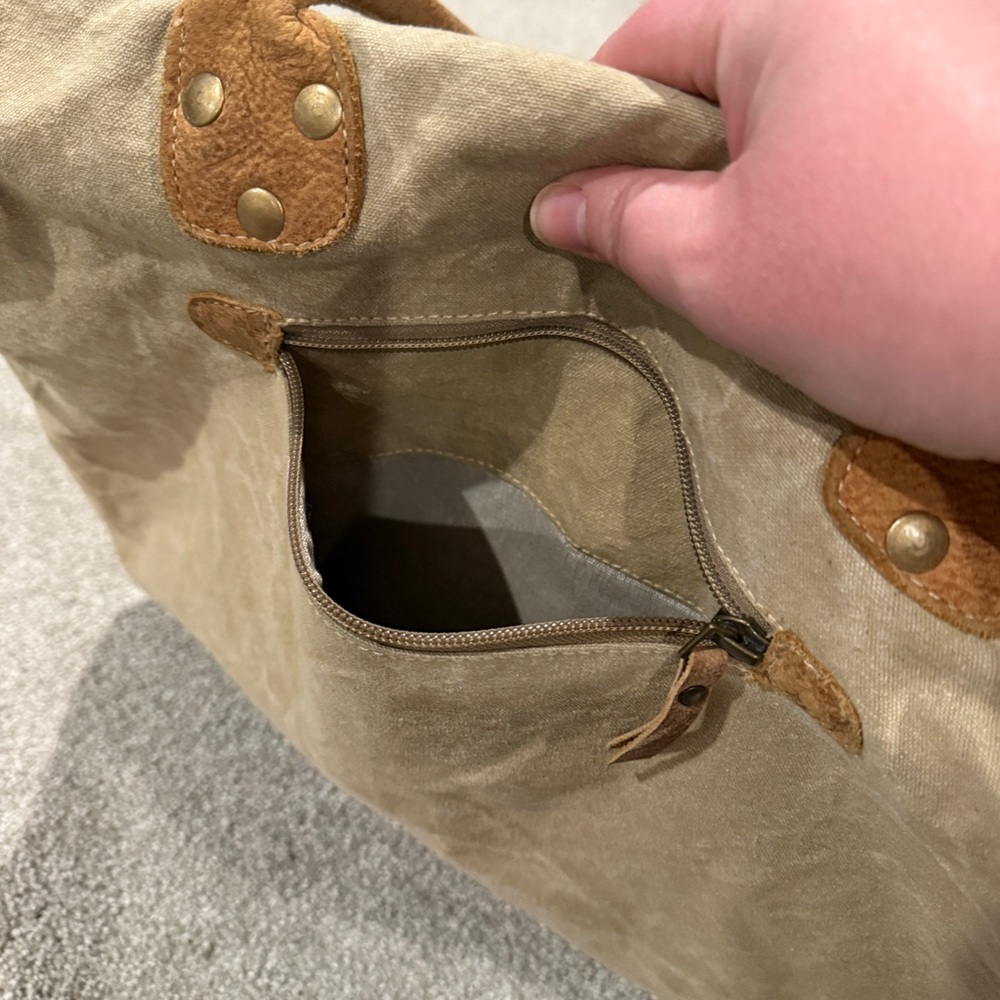 Chloe & Lex Leather Cow Hide Cotton Recycled Canvas Patchwork Tote Bag - Picture 7 of 12
